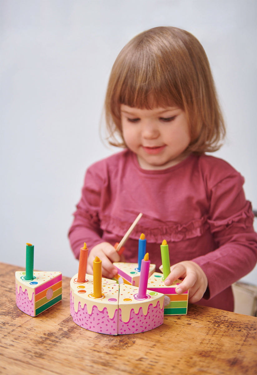 Tender Leaf Playing – Verjaardagscake Regenboog