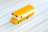Candycar School Bus – Duurzame Houten Speelgoed Bus